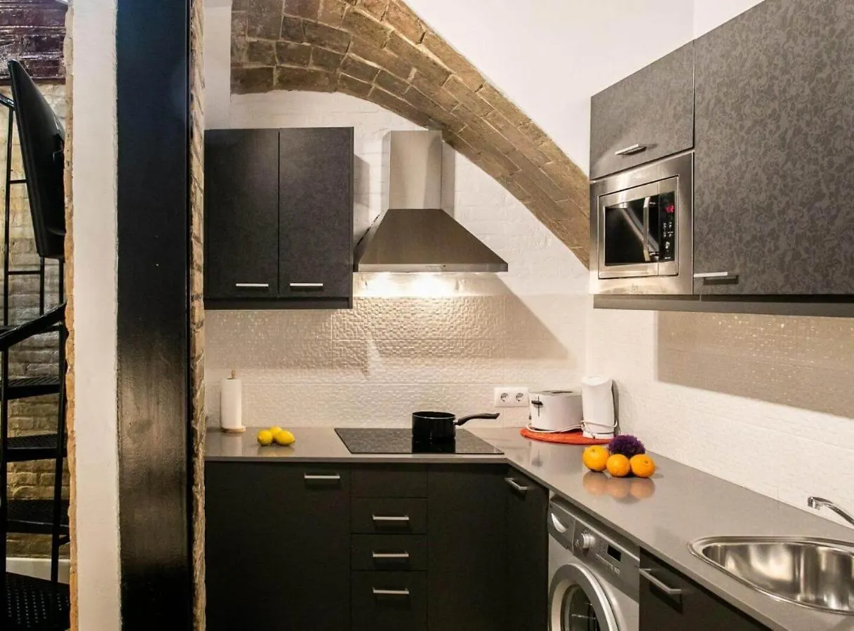 New Listing Duplex Near The Beach Barceloneta Apartment